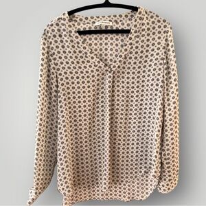 Lex & Madison Black and Tan Patterned Blouse